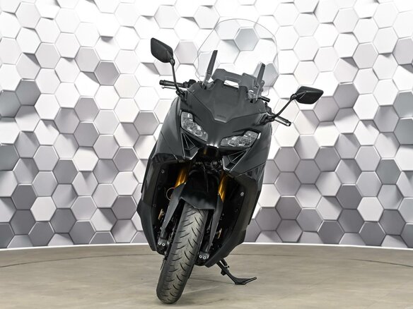2024 Yamaha TMAX, чёрный, 1389000 рублей - вид 4