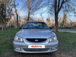 2006 Hyundai Accent ТагАЗ II, серебристый, 400000 рублей, вид 2