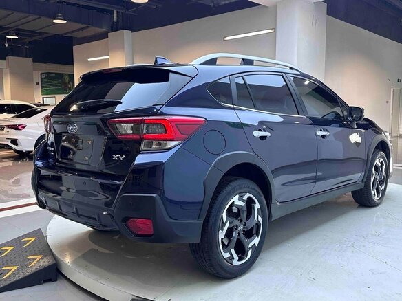 2023 Subaru XV II Рестайлинг, синий, 2377700 рублей - вид 4