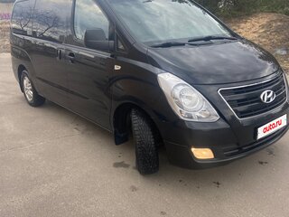 2015 Hyundai H-1 II Рестайлинг, чёрный, 1670000 рублей, вид 3