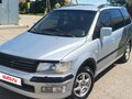 2003 Mitsubishi Space Wagon III, серебристый - вид 3