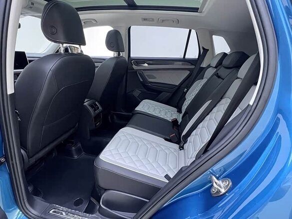 2023 Volkswagen Tayron I Рестайлинг, синий, 2630000 рублей - вид 18