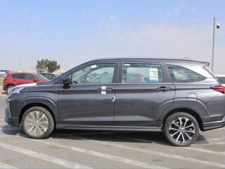 2025 Toyota Veloz, серый, 2783000 рублей, вид 5