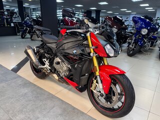 2016 BMW S 1000 R, красный, 999500 рублей, вид 5