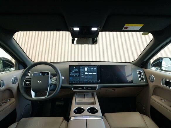 2025 Li Auto (Lixiang) L9 52.3 kWh I Рестайлинг, чёрный - вид 30