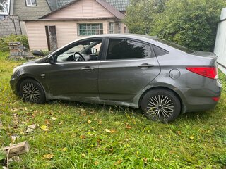 2012 Hyundai Solaris I, серый, 410000 рублей, вид 3