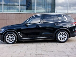 2026 BMW X5 40i IV (G05/G18) Рестайлинг, чёрный, 30500000 рублей, вид 2