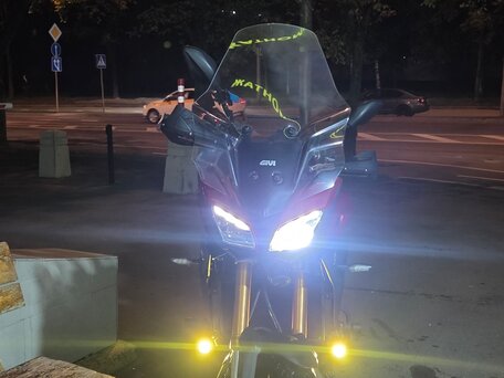 2015 Yamaha MT-09 Tracer (FJ-09), красный, 550000 рублей, вид 1