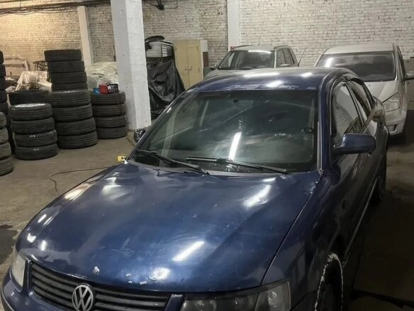1997 Volkswagen Passat B5, синий, 100000 рублей
