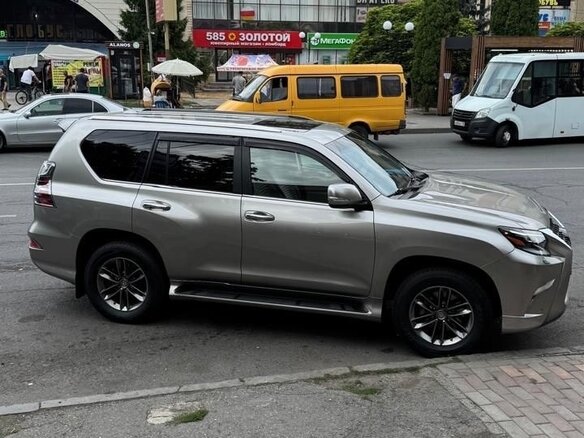 2021 Lexus GX 460 II Рестайлинг 2, коричневый, 4600000 рублей - вид 8