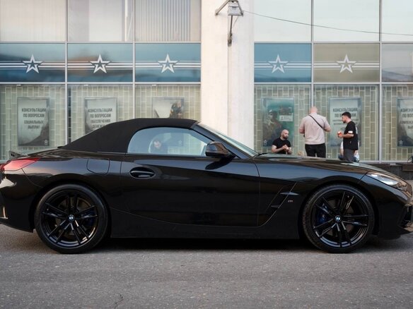2019 BMW Z4 M40i III (G29), чёрный, 6000000 рублей - вид 1