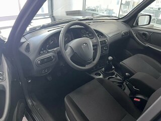 2026 Lada (ВАЗ) Niva Travel I Рестайлинг, чёрный, 1528000 рублей, вид 4