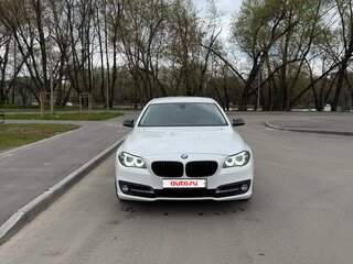 2016 BMW 5 серии 520i VI (F10/F11/F07) Рестайлинг, белый, 1900000 рублей, вид 3
