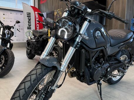 2026 Benelli Leoncino 500 Trail, серый, 609000 рублей, вид 3