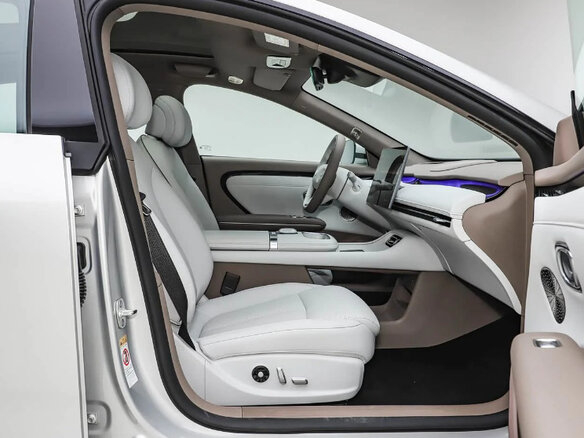 2026 Changan Qiyuan A06 28.39 kWh, серебристый, 2950000 рублей - вид 34