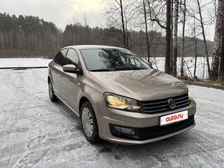 2017 Volkswagen Polo V Рестайлинг, бежевый, 1299900 рублей, вид 3