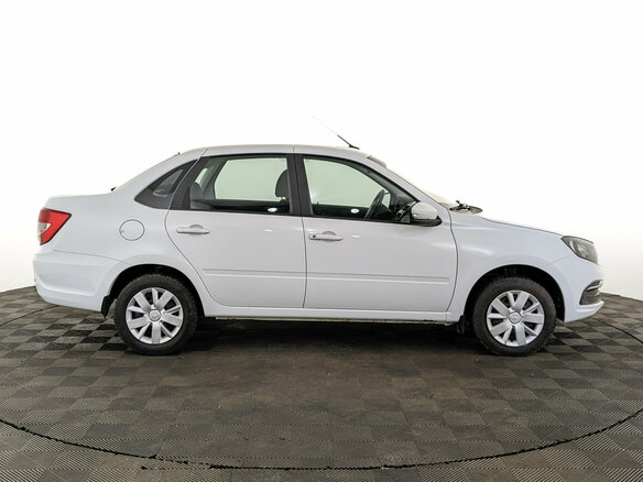 2023 Lada (ВАЗ) Granta I Рестайлинг, белый, 580000 рублей - вид 3