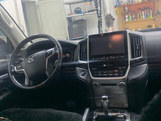 2017 Toyota Land Cruiser 200 Series Рестайлинг 2, чёрный, 6200000 рублей, вид 5