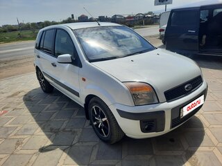 2007 Ford Fusion I Рестайлинг, белый, 600000 рублей, вид 2