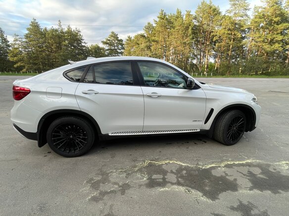 2015 BMW X6 30d II (F16), белый, 3100000 рублей - вид 2