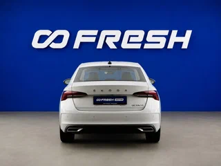 2025 Skoda Octavia IV (A8), белый, 2899055 рублей, вид 4