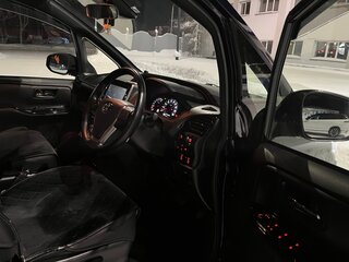 2019 Toyota Voxy III (R80) Рестайлинг, синий, 2500000 рублей, вид 5