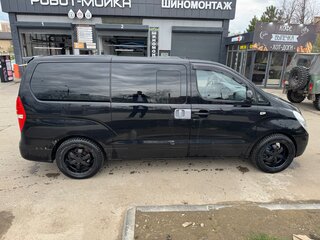 2008 Hyundai Grand Starex I, чёрный, 1300000 рублей, вид 2