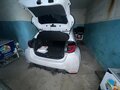 2021 Toyota Yaris IV, белый, 3200000 рублей - вид 9