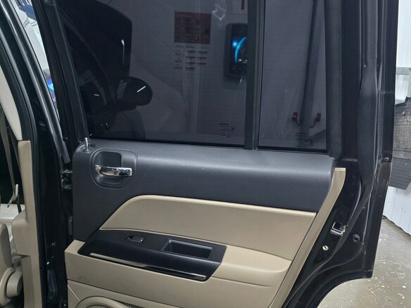 2012 Jeep Compass I Рестайлинг, чёрный, 1500000 рублей - вид 19