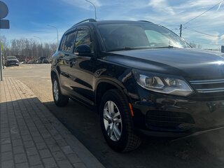 2017 Volkswagen Tiguan I Рестайлинг, чёрный, 1426000 рублей, вид 3