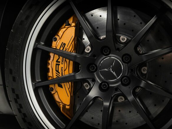 2017 Mercedes-Benz AMG GT R I Рестайлинг, чёрный, 13994000 рублей - вид 8