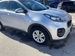 2016 Kia Sportage IV, серебристый, 1880000 рублей, вид 1