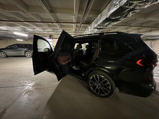 2023 BMW X7 40d I (G07) Рестайлинг, чёрный, 16300000 рублей, вид 5