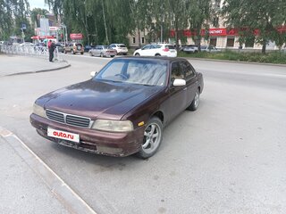 1996 Nissan Laurel VII (C34), красный, 300000 рублей, вид 2
