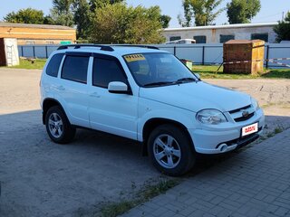 2017 Chevrolet Niva I Рестайлинг, белый, 580000 рублей, вид 4