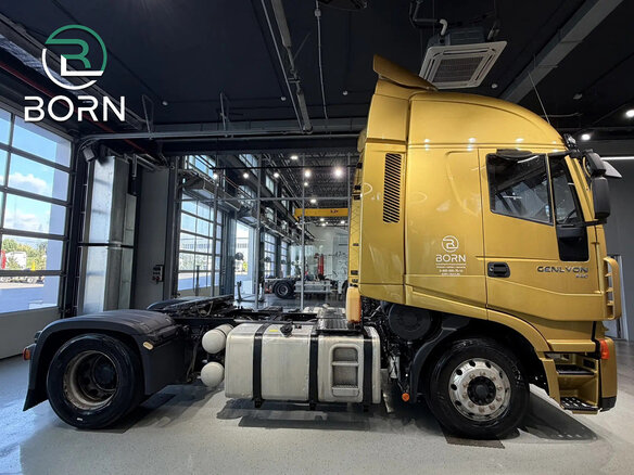2023 IVECO-Hongyan 4x2, жёлтый, 3450000 рублей - вид 6