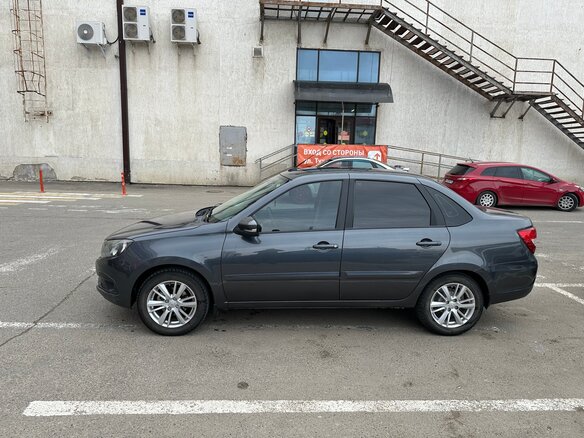 2018 Lada (ВАЗ) Granta I Рестайлинг, серебристый, 850000 рублей - вид 5