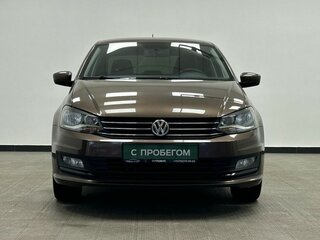 2017 Volkswagen Polo V Рестайлинг, коричневый, 950000 рублей, вид 3