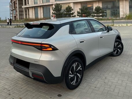 2026 Changan Qiyuan Q05 51.9 kWh II, серебристый, 2230000 рублей, вид 4