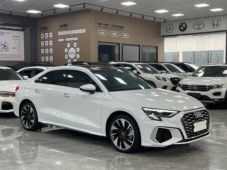 2022 Audi A3 35 TFSI Long IV (8Y), белый, 2290000 рублей, вид 2