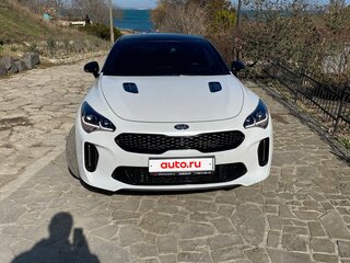 2018 Kia Stinger I, белый, 2720000 рублей, вид 3