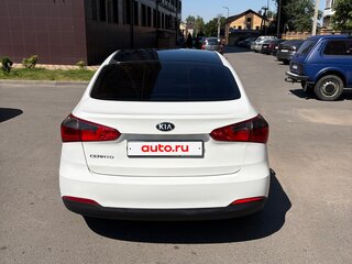2013 Kia Cerato III, белый, 1100000 рублей, вид 4
