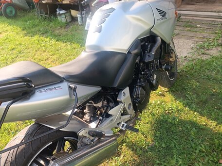 2005 Honda CBF 600, серебристый, 365000 рублей, вид 1