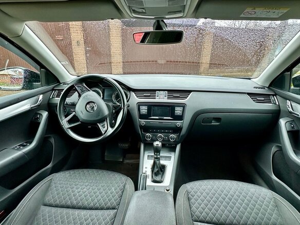 2016 Skoda Octavia III (A7), чёрный, 1500000 рублей - вид 8
