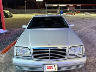 1996 Mercedes-Benz S-Класс 500 III (W140) Рестайлинг, серебристый, 1190000 рублей, вид 2