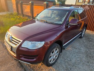 2008 Volkswagen Touareg I Рестайлинг, красный, 1160000 рублей, вид 1