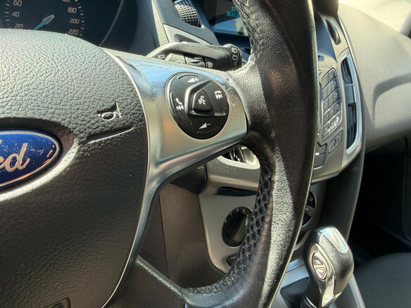 2014 Ford Focus III, чёрный - вид 12