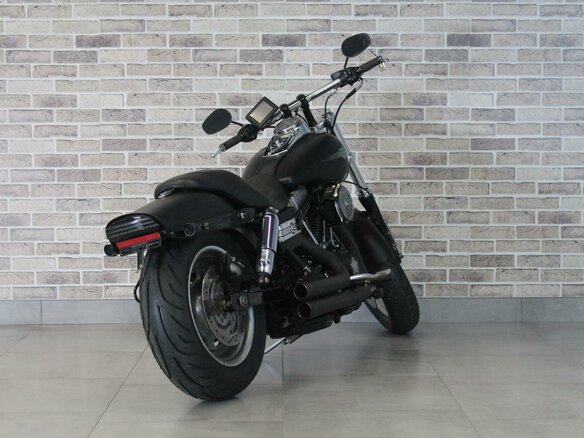 2011 Harley-Davidson Fat Bob, чёрный, 893000 рублей - вид 5