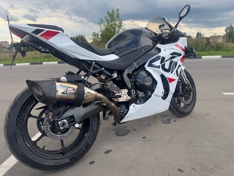 2017 Suzuki GSX-R 1000, белый, 1135000 рублей, вид 5