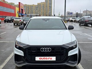 2021 Audi Q8 55 TFSI I (4M), белый, 9500000 рублей, вид 3